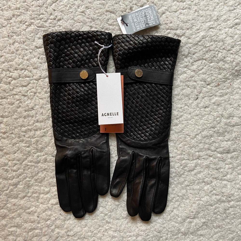 Agnelle black gloves